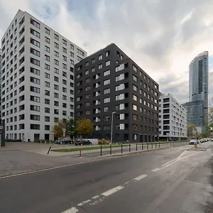 Apartament Luxurious With Balcony & Parking Gwiazdzista By Renters, Wrocław
